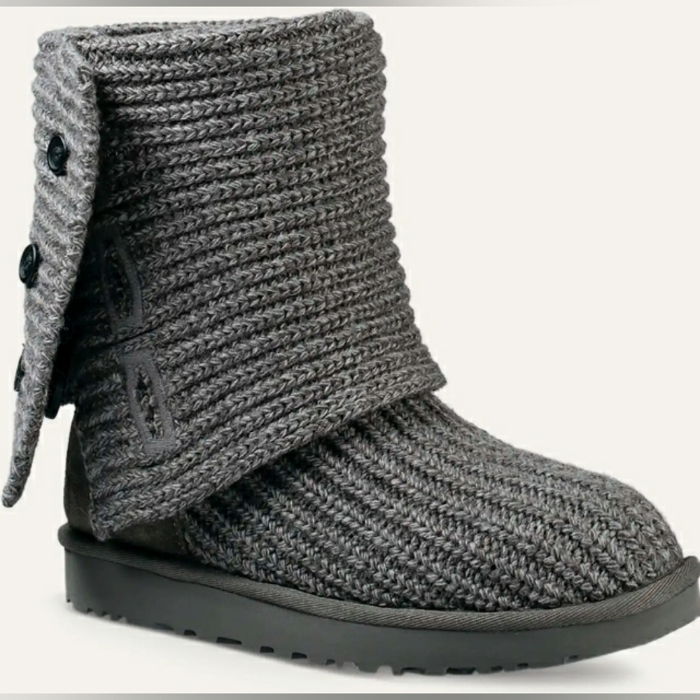 UGG Gray Knit Cardy Crochet Boots Size 5